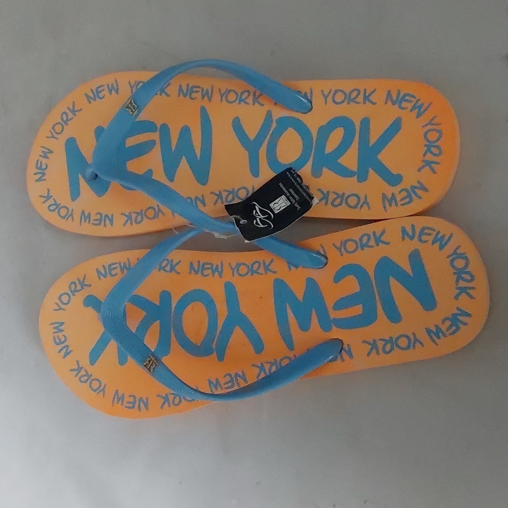 ROBIN RUTH NEW YORK HAVANA FLIPS FLOPS  SIZE LARGE/9‎